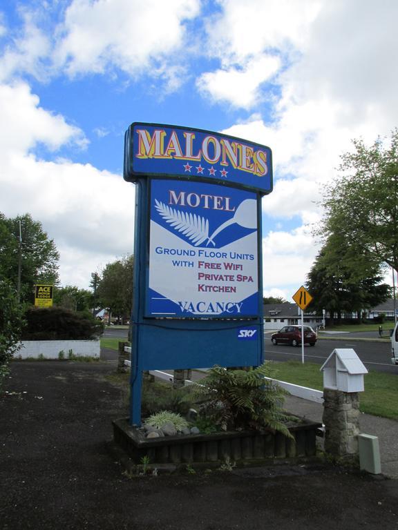Malones Spa Motel โรโตรัว ภายนอก รูปภาพ
