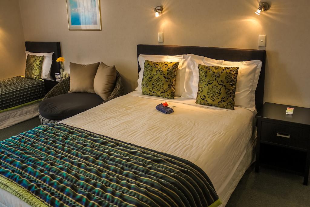 Malones Spa Motel โรโตรัว ห้อง รูปภาพ