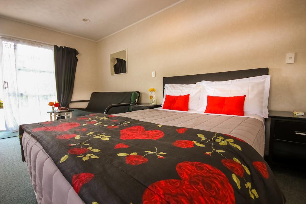 Malones Spa Motel โรโตรัว ห้อง รูปภาพ