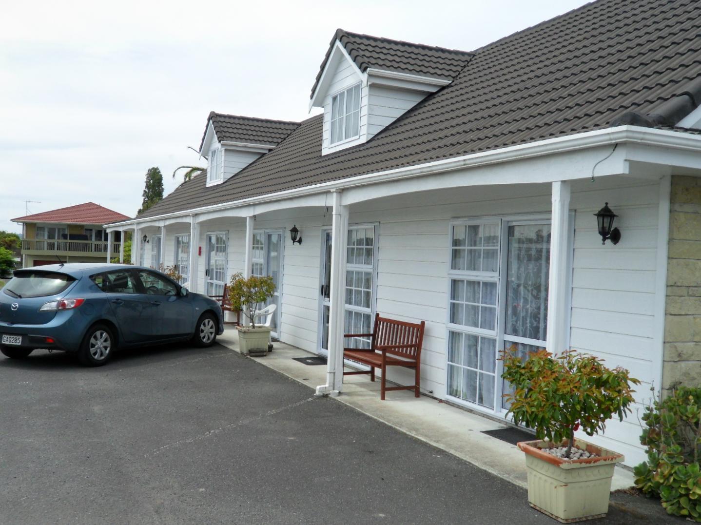 Malones Spa Motel โรโตรัว ภายนอก รูปภาพ